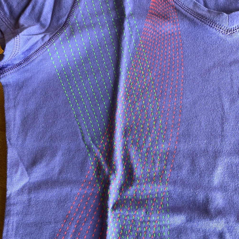 Women’s Tek Gear Workout Tees (4). - Picture 10 of 16